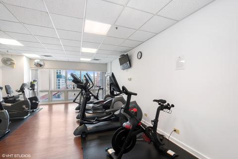 100 E Huron St #1201, Chicago, IL 60611 photo 21
