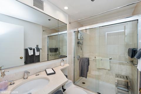 100 E Huron St #1201, Chicago, IL 60611 photo 8