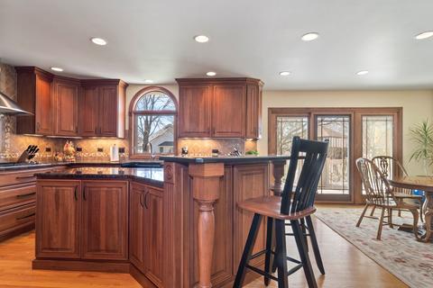 2409 Cimarron Ct, Naperville, IL 60565 photo 9