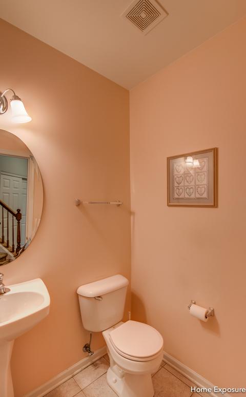 385 Vaughn Cir, Aurora, IL 60502 photo 9