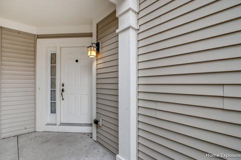 385 Vaughn Cir, Aurora, IL 60502 photo 2