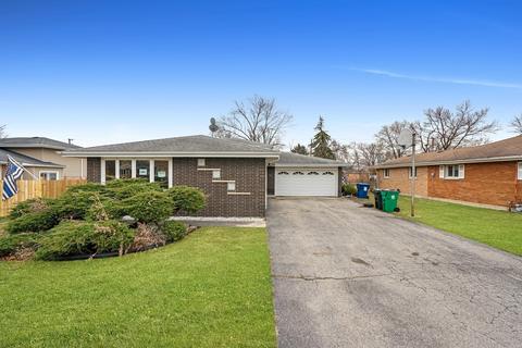 7737 W 80th Pl, Bridgeview, IL 60455 photo 1