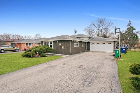 7737 W 80th Pl, Bridgeview, IL 60455 photo 4