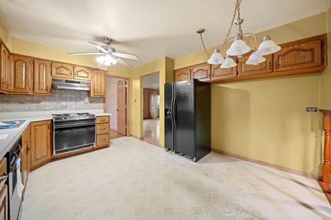 7737 W 80th Pl, Bridgeview, IL 60455 photo 16