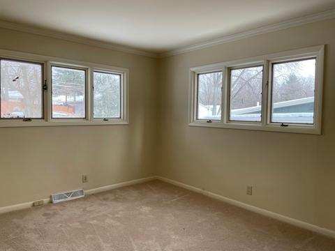 411 E Royal Dr, Dekalb, IL 60115 photo 9