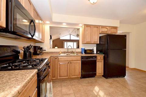 464 E Park Ave, Elmhurst, IL 60126 photo 7