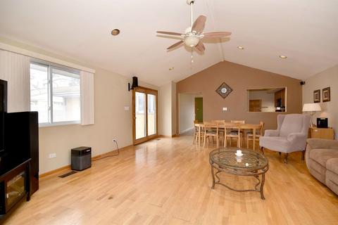 464 E Park Ave, Elmhurst, IL 60126 photo 13