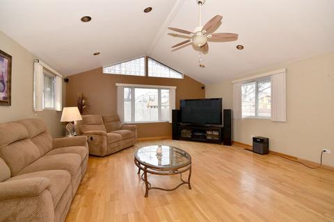464 E Park Ave, Elmhurst, IL 60126 photo 12