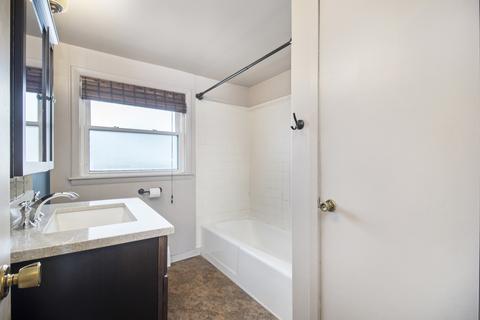 8124 S Octavia Ave, Bridgeview, IL 60455 photo 28