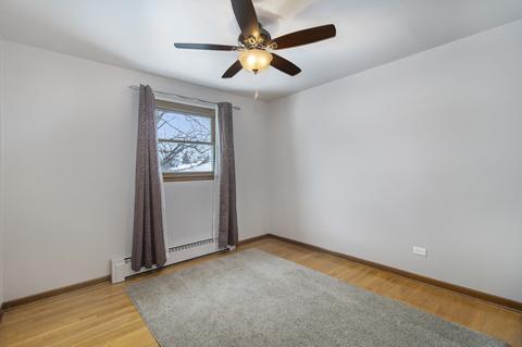 8124 S Octavia Ave, Bridgeview, IL 60455 photo 12