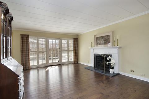 751 Cherry St, Winnetka, IL 60093 photo 2