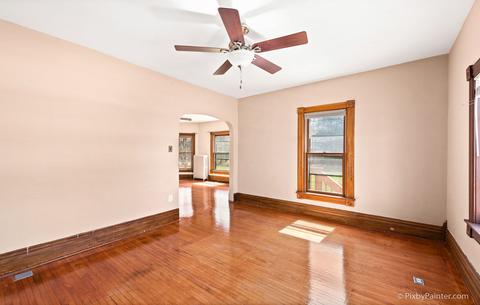379 Hubbard Ave, Elgin, IL 60123 photo 11