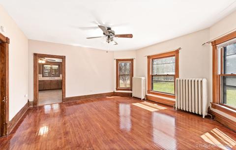 379 Hubbard Ave, Elgin, IL 60123 photo 14