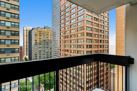 222 E Pearson St #1701, Chicago, IL 60611 photo 3