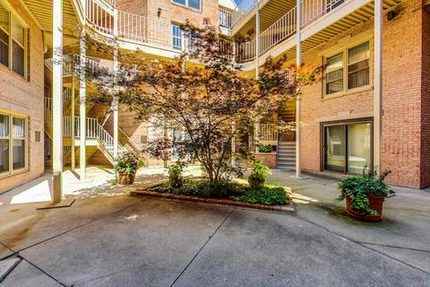 834 Forest Ave, Evanston, IL 60202 photo 2