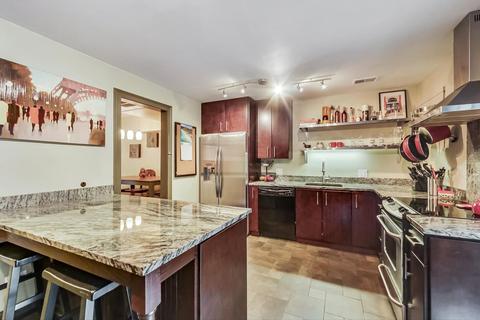 834 Forest Ave, Evanston, IL 60202 photo 8