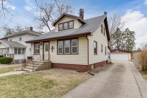 603 Vale St, Bloomington, IL 61701 photo 2