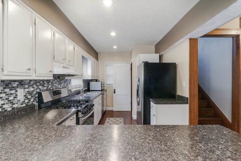 603 Vale St, Bloomington, IL 61701 photo 14