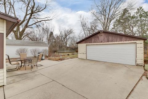 603 Vale St, Bloomington, IL 61701 photo 4
