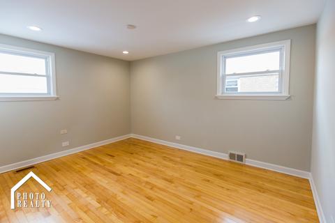 4049 Ruby St, Schiller Park, IL 60176 photo 11