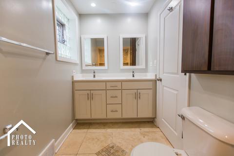 4049 Ruby St, Schiller Park, IL 60176 photo 17