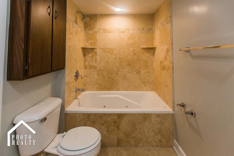 4049 Ruby St, Schiller Park, IL 60176 photo 16