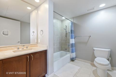 60 E Monroe St #3804, Chicago, IL 60603 photo 11