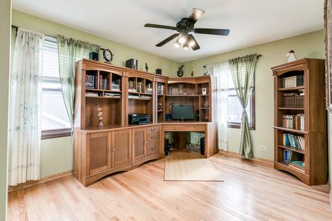 1028 Pear Tree Ln, Wheeling, IL 60090 photo 23