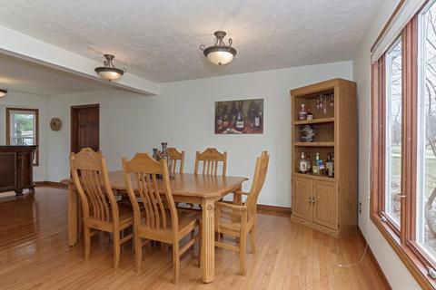 8892 Heatherdowns Rd, Bloomington, IL 61705 photo 13