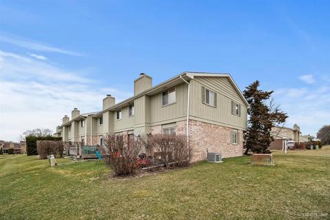 888 Heatherbrook Ct, Wheaton, IL 60189 photo 25