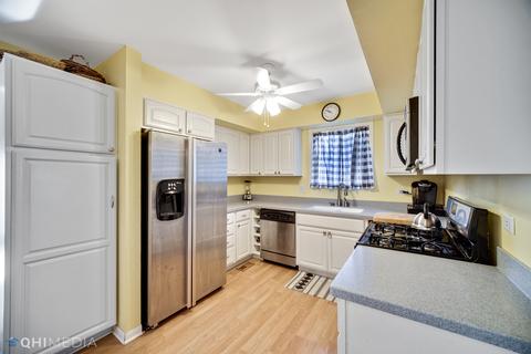1138 Needham Rd, Naperville, IL 60563 photo 8