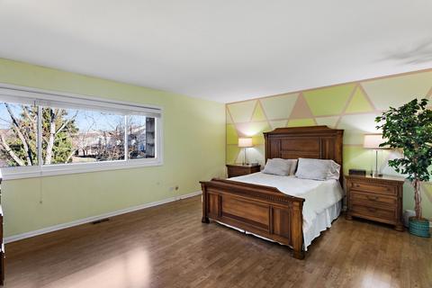 1007 Spring Hill Dr, Northbrook, IL 60062 photo 10