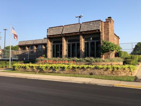 1007 Spring Hill Dr, Northbrook, IL 60062 photo 23