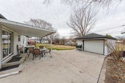 1121 Palm Dr, Wheeling, IL 60090 photo 19