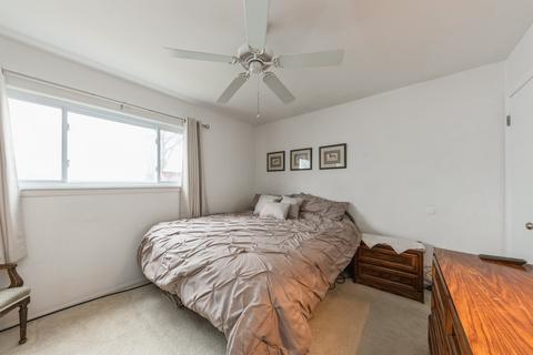 1121 Palm Dr, Wheeling, IL 60090 photo 9