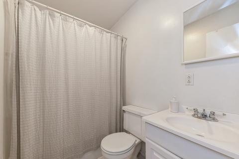 1121 Palm Dr, Wheeling, IL 60090 photo 12