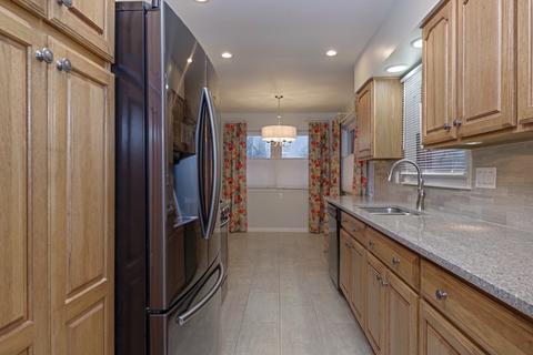813 S Cottage Ave, Normal, IL 61761 photo 3