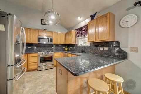 25063 Madison St, Plainfield, IL 60544 photo 6