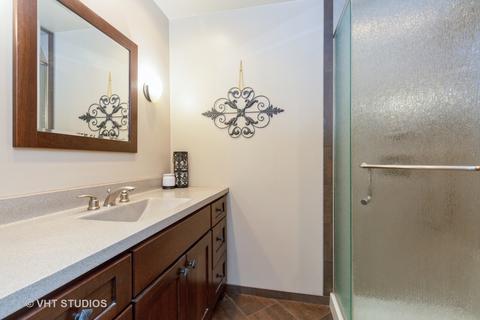 500 S Westgate Rd, Des Plaines, IL 60016 photo 13