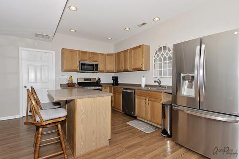 5318 W Highland Dr, Mchenry, IL 60050 photo 9
