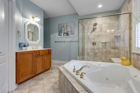 1652 Eagle Brook Dr, Geneva, IL 60134 photo 19