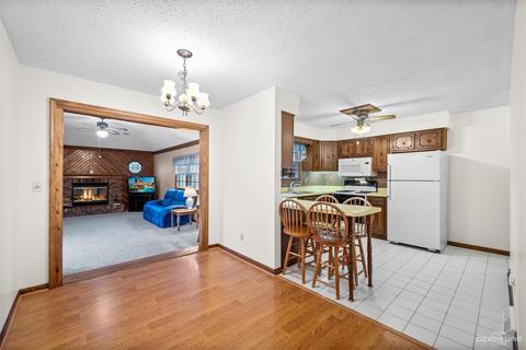 1715 Daisy St, Aurora, IL 60505 photo 8
