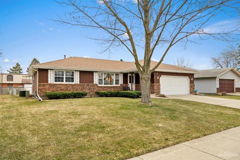 1715 Daisy St, Aurora, IL 60505 photo 1