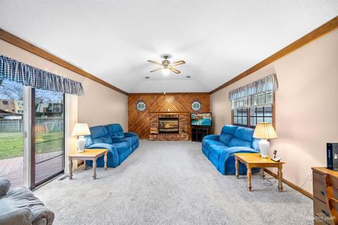 1715 Daisy St, Aurora, IL 60505 photo 9