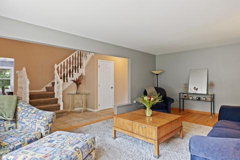 1715 Sequoia Trl, Glenview, IL 60025 photo 9