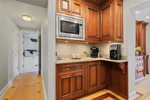 3 Devonshire Dr, Oak Brook, IL 60523 photo 13