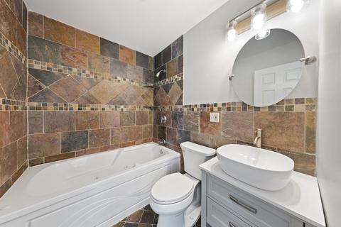 1626 W Juneway Ter #2E, Chicago, IL 60626 photo 13