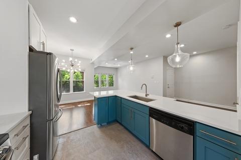 1626 W Juneway Ter #2E, Chicago, IL 60626 photo 8