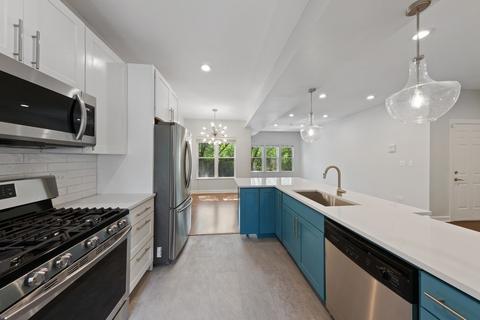 1626 W Juneway Ter #2E, Chicago, IL 60626 photo 9
