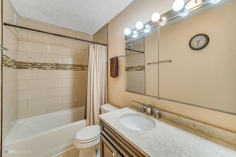 30 E Huron St #1910, Chicago, IL 60611 photo 16